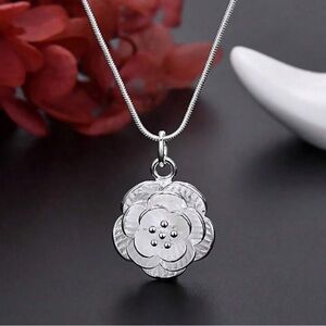 Intricate Silver Pendant Necklace​